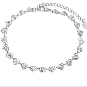 Elegant Silver Heart Bracelet